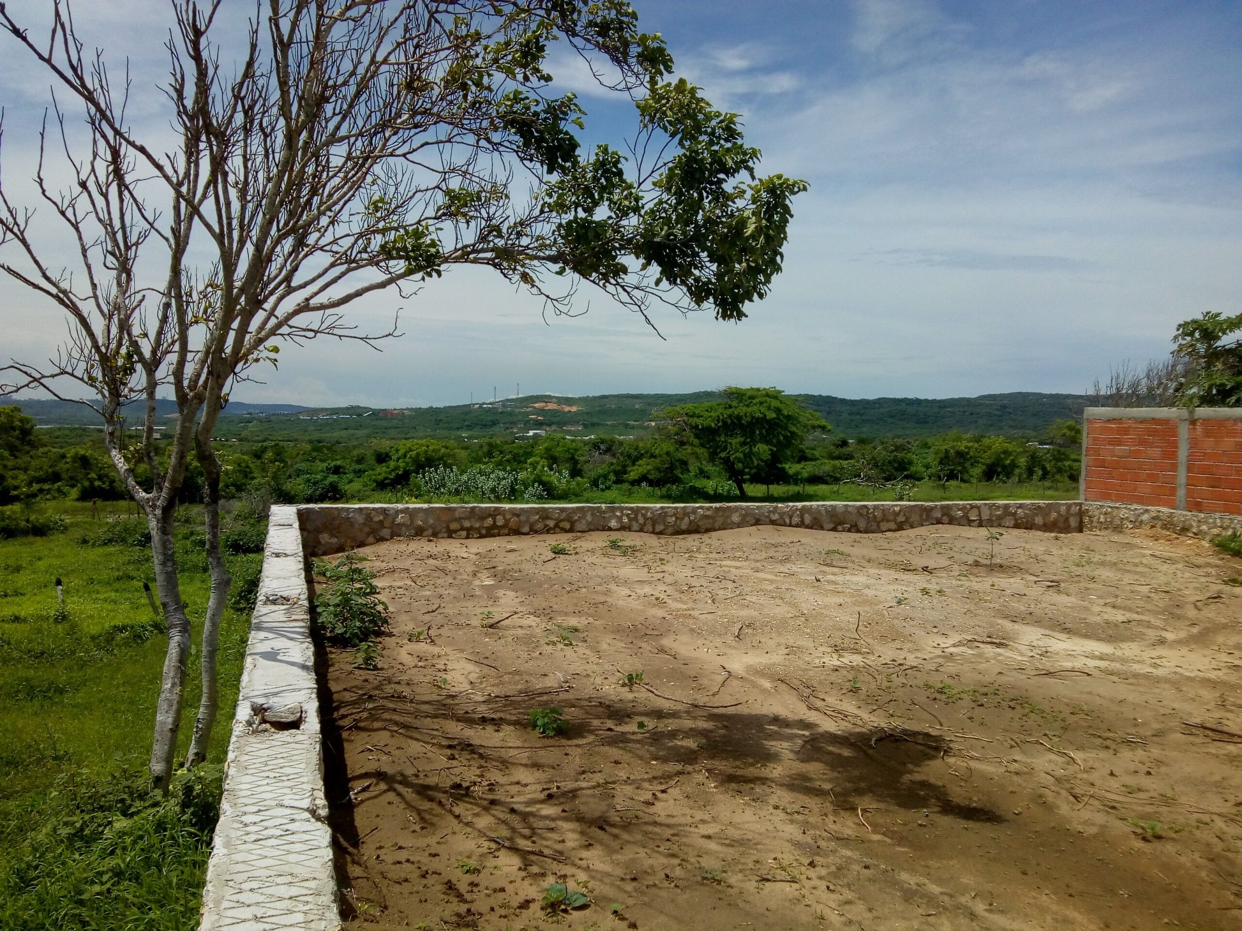 LOTES EN SALGAR: TIERRA COSTERA A $350.000 EL METRO CUADRADO