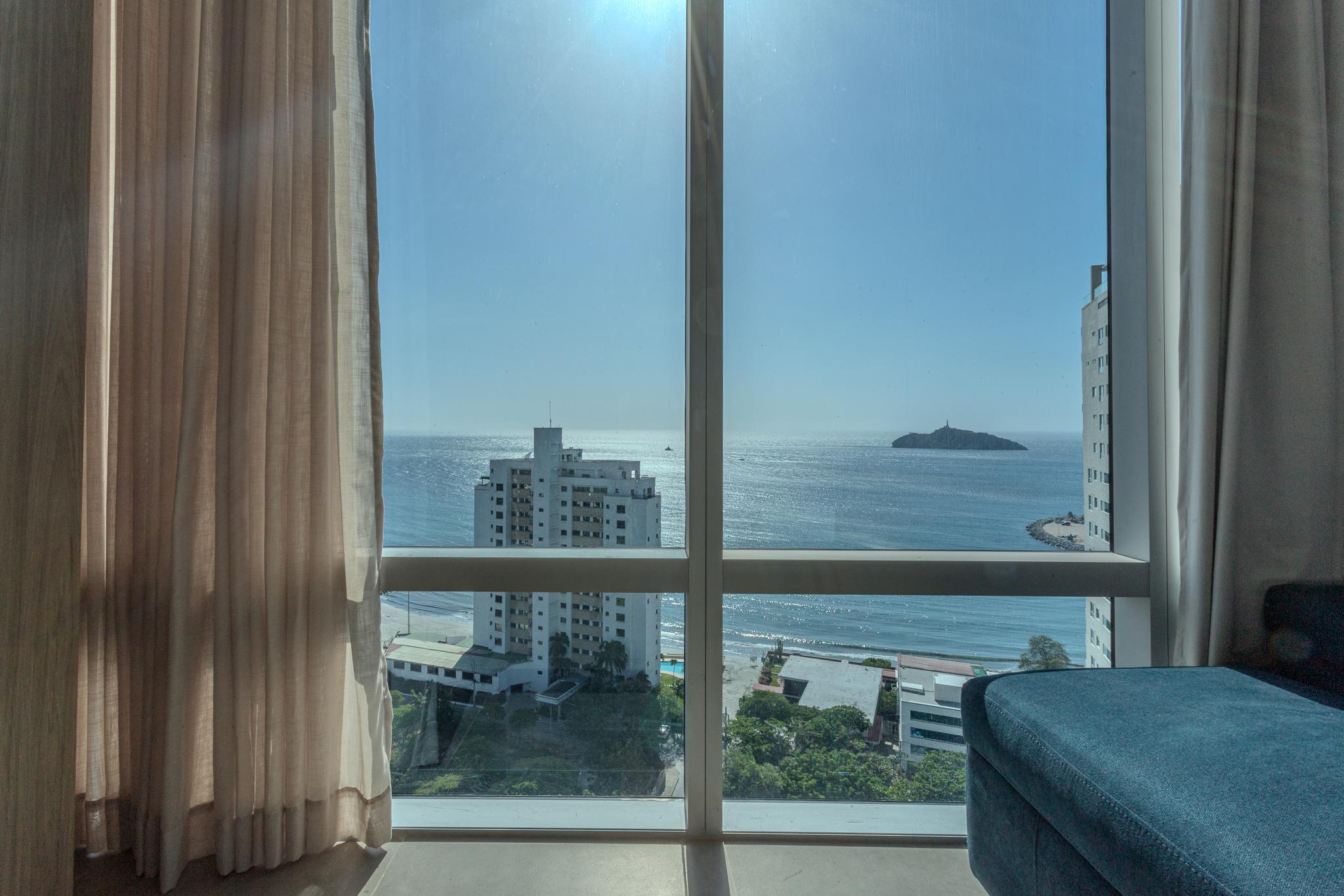 BELLAVISTA, SANTA MARTA: SUITE MODULAR DE 43 M² EN PISO 17 CON VISTA PANORÁMICA Y PARQUEADERO PRIVADO