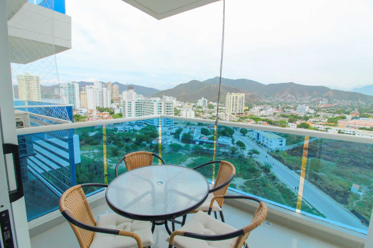RESERVA DEL MAR: APARTAMENTO DE 105 M² EN PLAYA SALGUERO CON RNT ACTIVO Y ACCESO DIRECTO A LA PLAYA